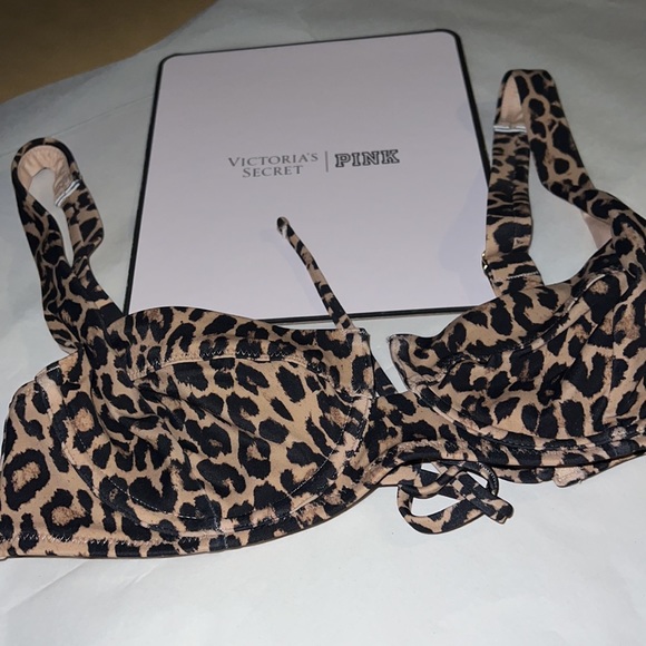 (34C) VICTORIA'S SECRET SWIM Full Coverage Bikini Top - Picture 6 of 16
